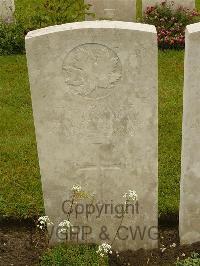 Etaples Military Cemetery - Sainsbury, H W
